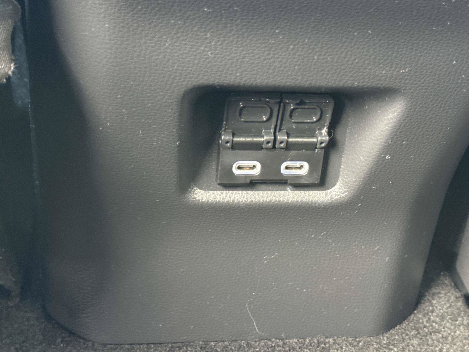 Used 2024 Toyota RAV4 XLE FWD image 30