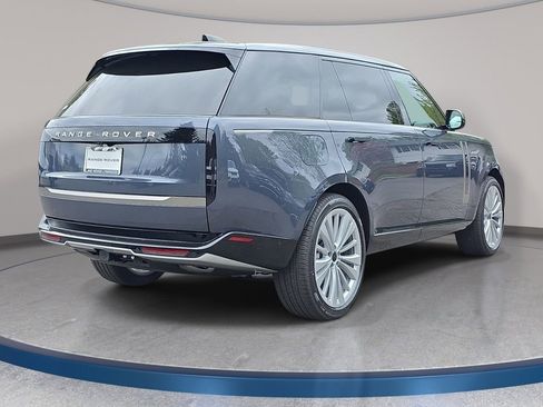 New 2026 Land Rover Range Rover Long Wheelbase SE AWD/4WD image 5