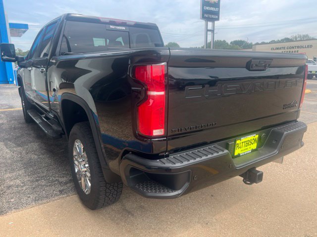 New 2026 Chevrolet Silverado 2500 High Country w/ Technology Package AWD/4WD image 9