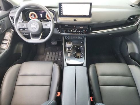 Used 2024 Nissan Rogue SL w/ SL Premium Package FWD image 20