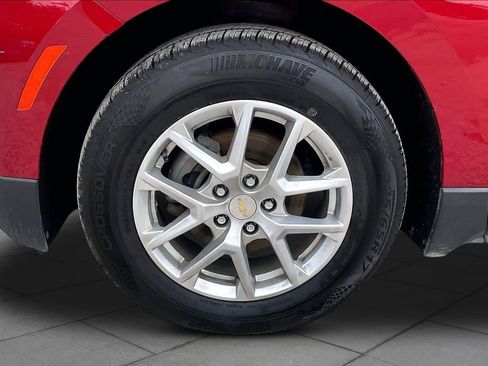 Used 2023 Chevrolet Equinox LT FWD image 11