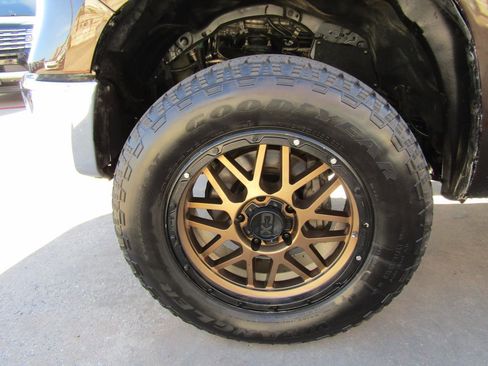 Used 2018 Toyota Tundra 1794 Edition image 7