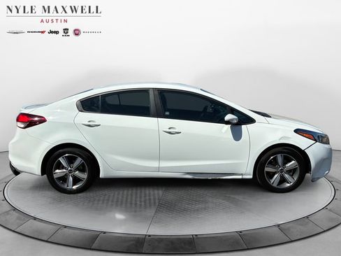 Used 2018 Kia Forte S image 17