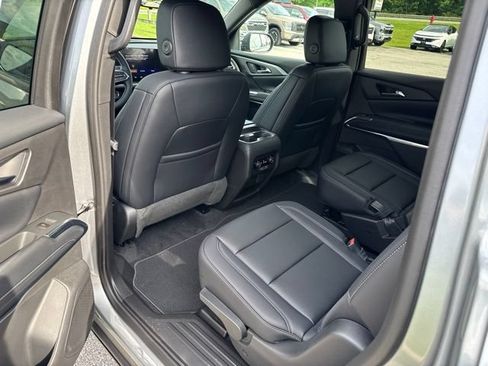 New 2026 Chevrolet Traverse LT w/ Driver Confidence Package AWD/4WD image 47