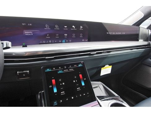 New 2025 Cadillac Escalade IQ Sport 2 image 17