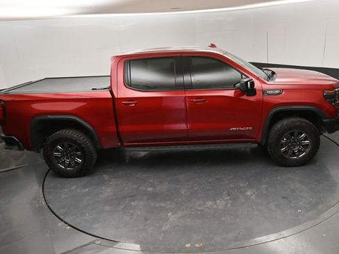 Used 2024 GMC Sierra 1500 AT4X image 29
