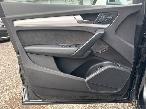 Used 2018 Audi SQ5 Premium Plus AWD/4WD image 22