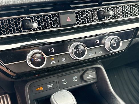 Used 2025 Honda Civic Sport image 15