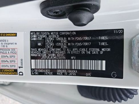 Used 2021 Toyota 4Runner SR5 Premium image 30