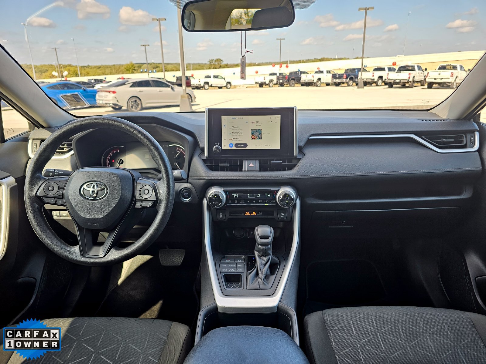 Used 2025 Toyota RAV4 XLE AWD/4WD image 26
