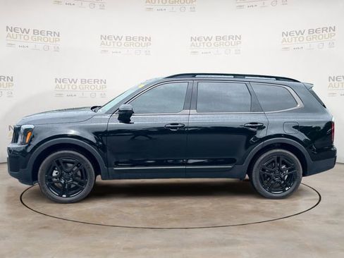 Used 2025 Kia Telluride EX X-Line AWD/4WD image 2