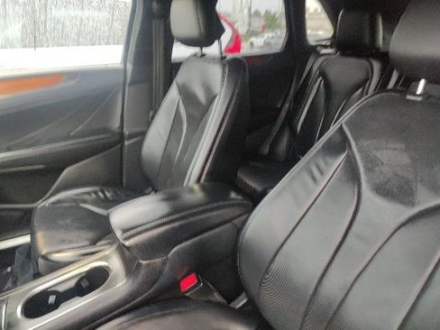 Used 2016 Lincoln MKC Reserve w/ Lincoln MKC Climate Package FWD image 21