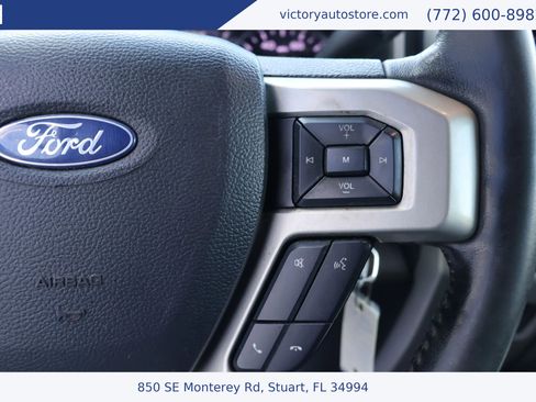 Used 2021 Ford F250 Lariat image 28