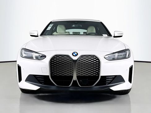 New 2026 BMW i4 eDrive40 w/ Premium Package RWD image 2