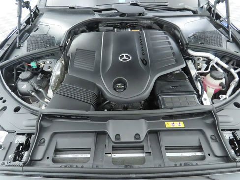 New 2026 Mercedes-Benz S 580e 4MATIC Sedan image 31