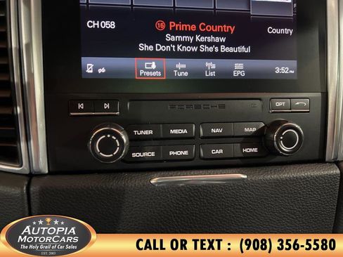 Used 2018 Porsche Macan S image 39