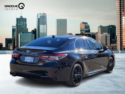 Used 2024 Toyota Camry XSE w/ Navigation Package image 6