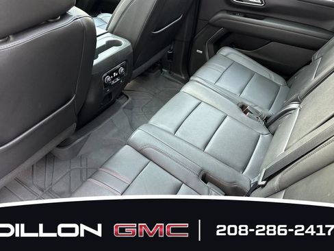 Used 2023 Chevrolet Tahoe RST AWD/4WD image 15