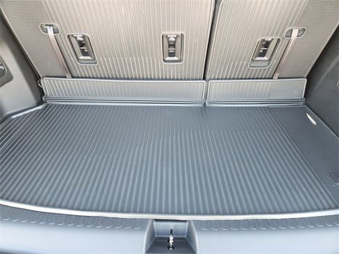 New 2026 Chevrolet Traverse LT w/ Enhanced Driving Package image 35