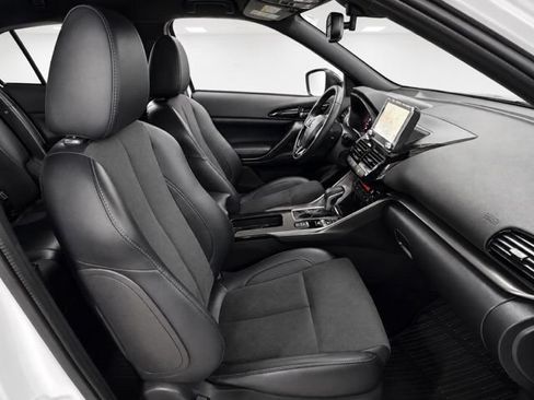 Used 2025 Mitsubishi Eclipse Cross AWD image 28