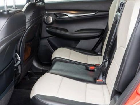 Used 2023 INFINITI QX55 Essential image 13