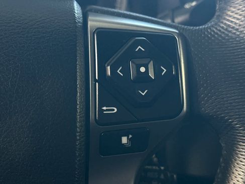 Used 2021 Toyota Tacoma SR5 RWD image 27