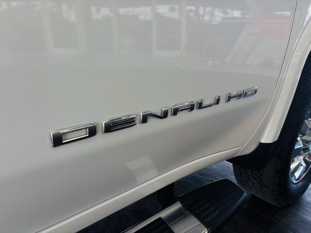 Used 2022 GMC Sierra 2500 Denali w/ Snow Plow Prep/Camper Package AWD/4WD image 6