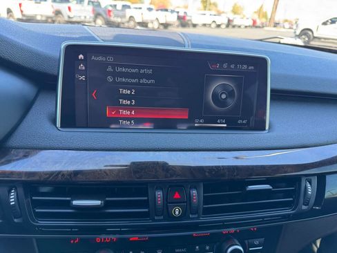 Used 2018 BMW X5 xDrive40e w/ Driving Assistance Package image 26