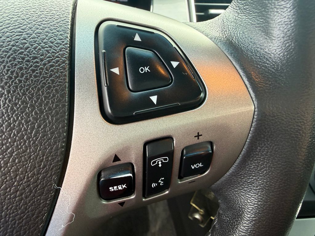Used 2014 Ford Taurus SEL w/ Equipment Group 201A FWD image 26
