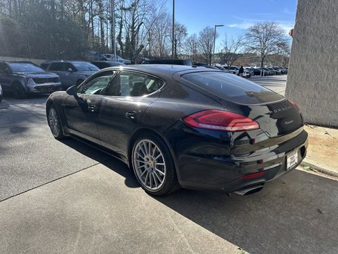 Used 2016 Porsche Panamera Edition image 8