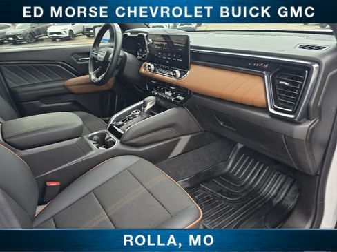 Certified 2024 GMC Canyon AT4 AWD/4WD image 19