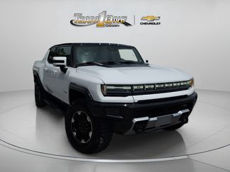 Used 2024 GMC Hummer EV 2X w/ Extreme Off-Road Package AWD/4WD video 1
