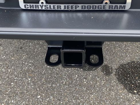 New 2025 Jeep Gladiator Sport image 11