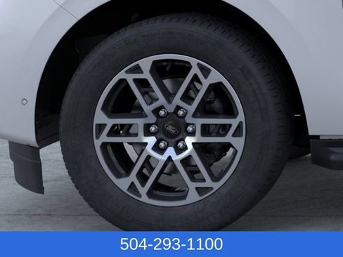 New 2026 Ford Expedition Max Active RWD image 21