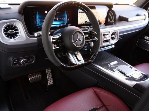 Used 2025 Mercedes-Benz G 63 AMG 4MATIC w/ Night Package Magno image 12