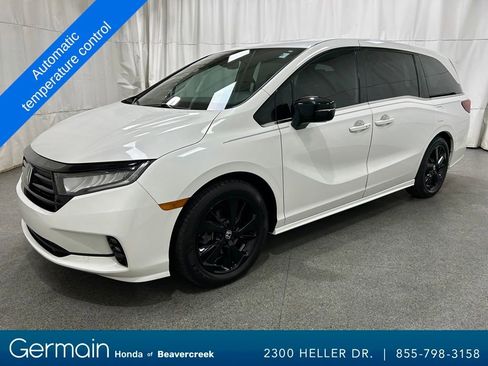 Used 2023 Honda Odyssey Sport image 4