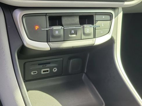 Used 2024 GMC Terrain SLT w/ Tech Package FWD image 26