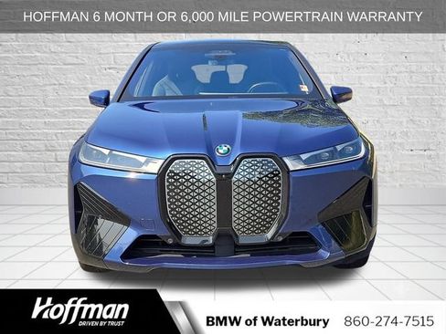 Used 2024 BMW iX xDrive50 w/ Sport Package AWD/4WD image 3