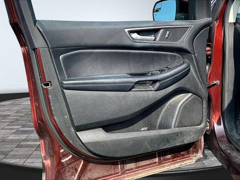 Used 2016 Ford Edge SEL w/ Equipment Group 201A AWD/4WD image 17