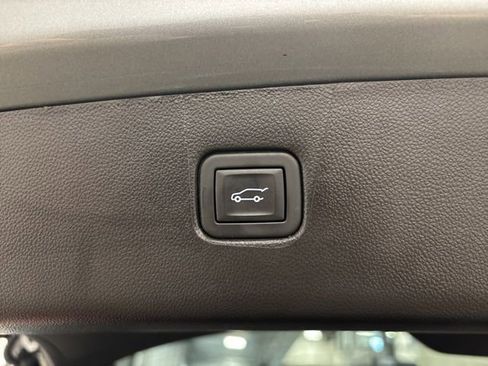 Used 2024 Chevrolet Blazer LT w/ Convenience Package AWD/4WD image 29