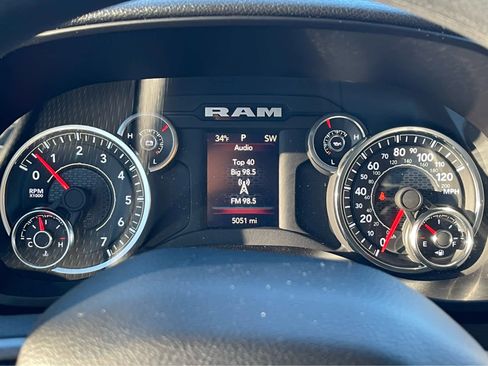 Used 2024 RAM 3500 Tradesman w/ Chrome Appearance Group image 12