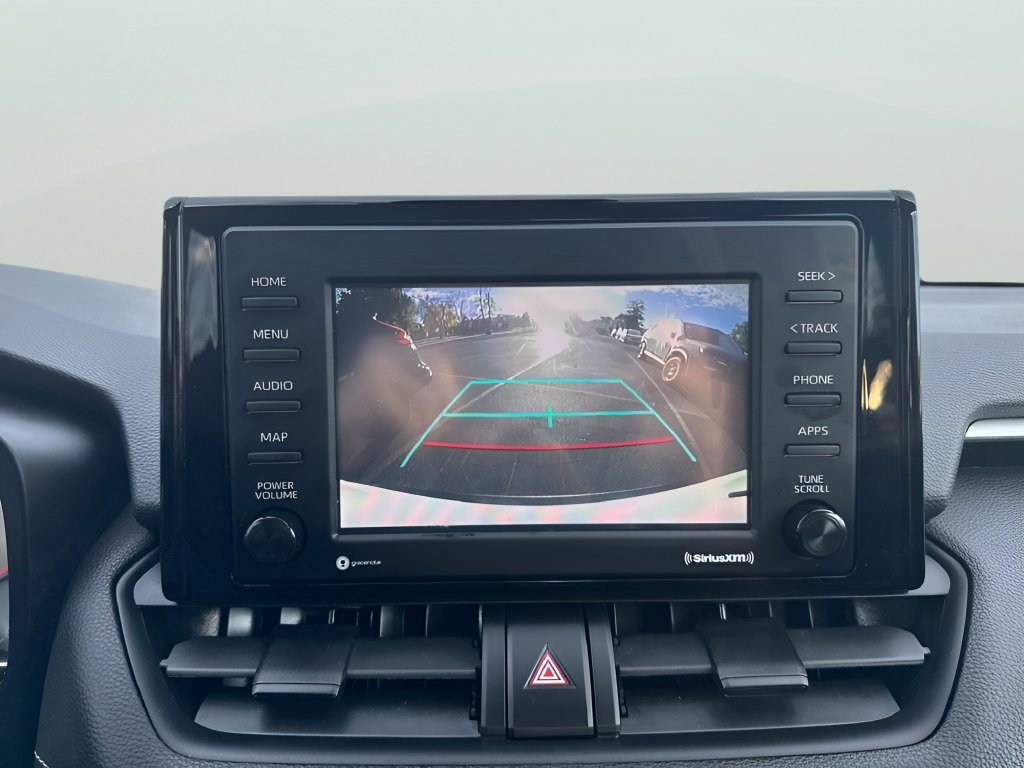 Used 2020 Toyota RAV4 XLE w/ All Weather Liner Package AWD/4WD image 29