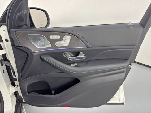 Used 2021 Mercedes-Benz GLS 580 4MATIC image 54