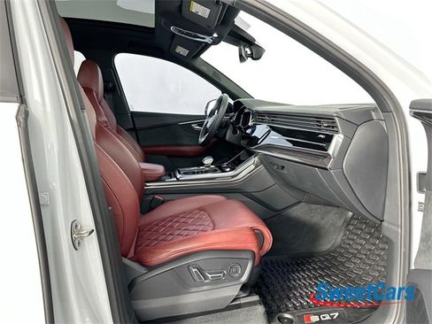 Used 2024 Audi SQ7 Premium Plus w/ Executive Package image 10