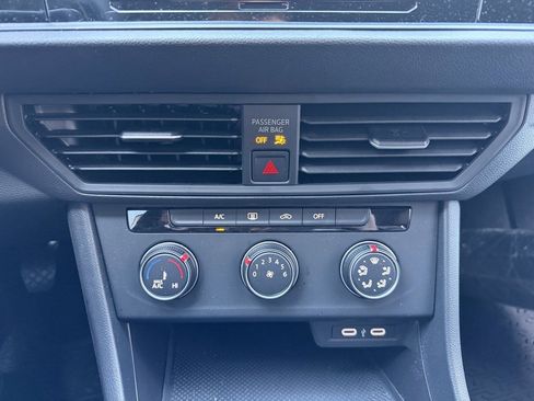 Used 2024 Volkswagen Jetta S image 15