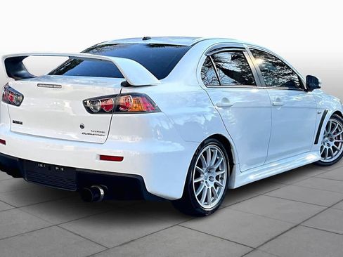 Used 2015 Mitsubishi Lancer Evolution GSR image 12