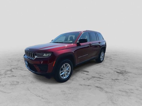 New 2025 Jeep Grand Cherokee Laredo X image 4