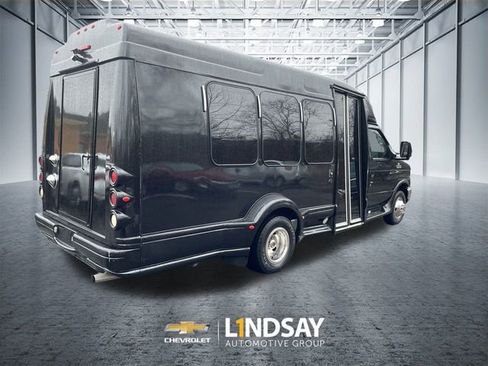 Used 2014 Ford E-350 and Econoline 350 Super Duty image 8