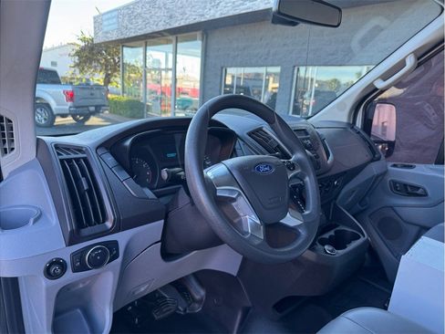Used 2019 Ford Transit 250 148 Medium Roof image 17