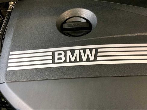 New 2025 BMW X1 xDrive28i w/ Technology Package image 17